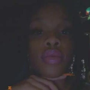Meet your Posher, Tierra